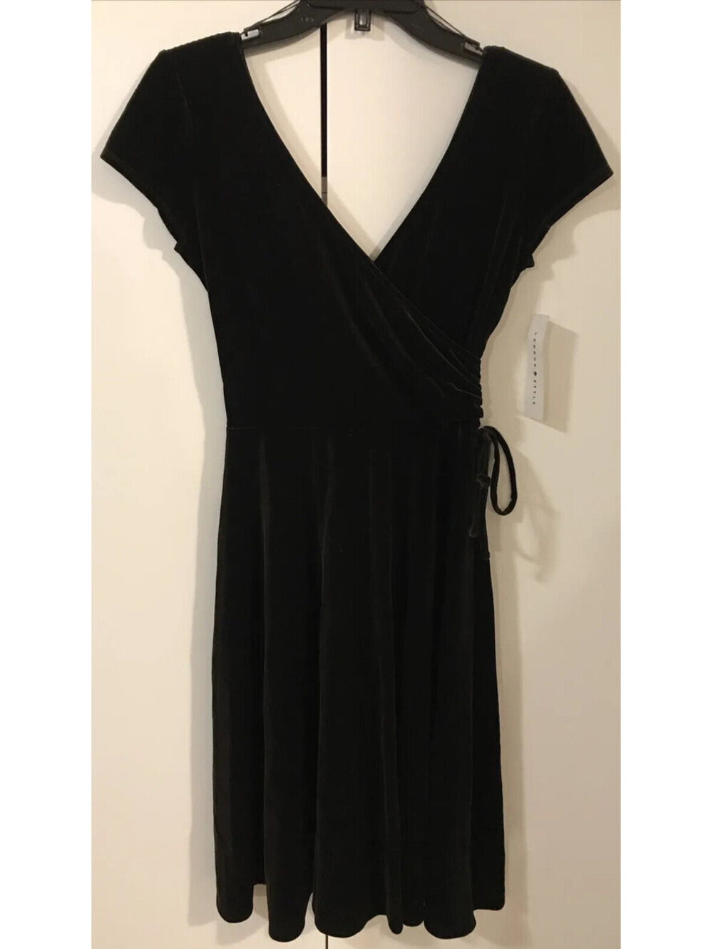 London Style Womens Size 4 Brown Velvet Vneck Knee-Length Wrap Dress NWT! M10